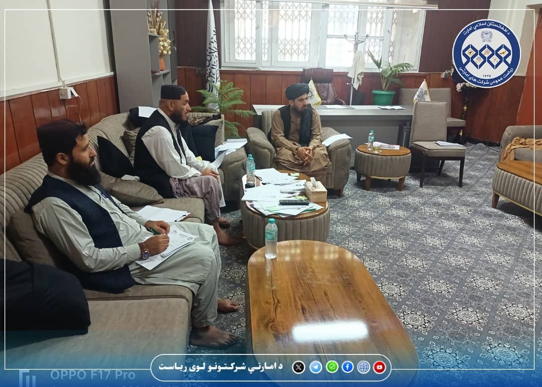 د ابن سینا فارمسي امارتي شرکت اجرائیوي رئیس د بېلابېلو شرکتونو له استازو سره ولیدل